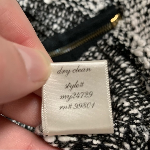 Mi Ami Black & White Marled Boxy Sweater w/ Zipper Detail - Picture 4 of 5